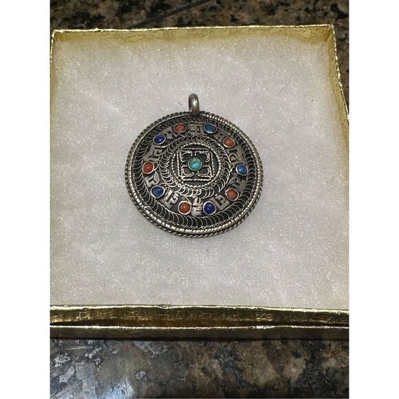 Vintage Napalese pendant - Picture 1 of 6